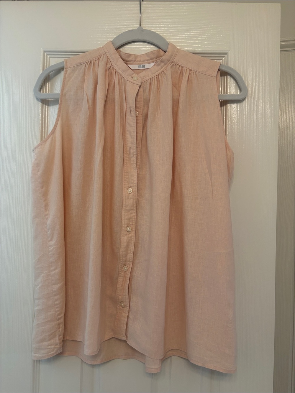 Sleeveless Button-Front Women's Top - Light Peach